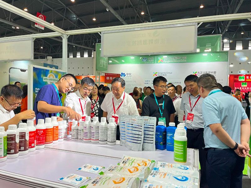 新朝陽綠色生物科技亮相西部植?！半p交會”與第八屆綠色農藥博覽會